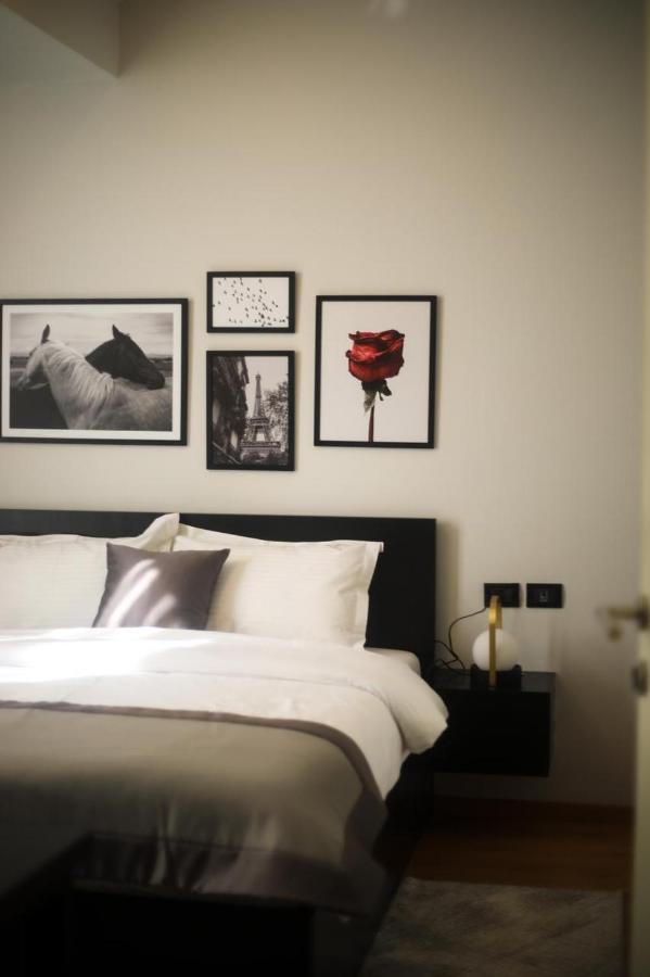 Triss Hotel ติรานา ภายนอก รูปภาพ